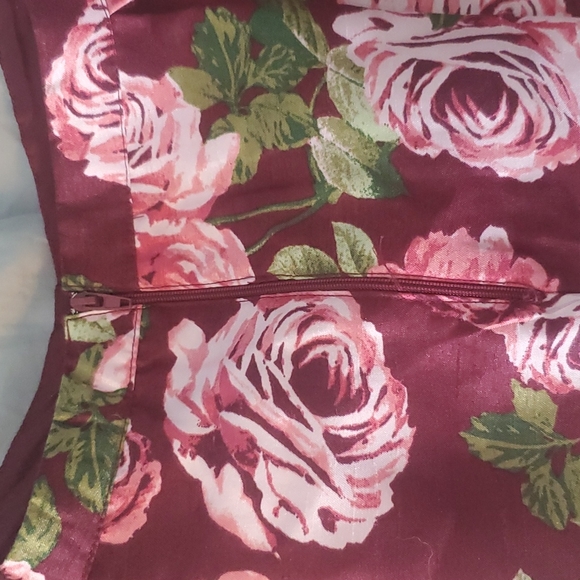 Dress - Picture 2 of 5